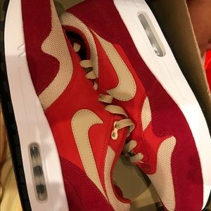 Meet your Posher, Tommy